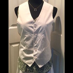 Cute Men’s vest in size small